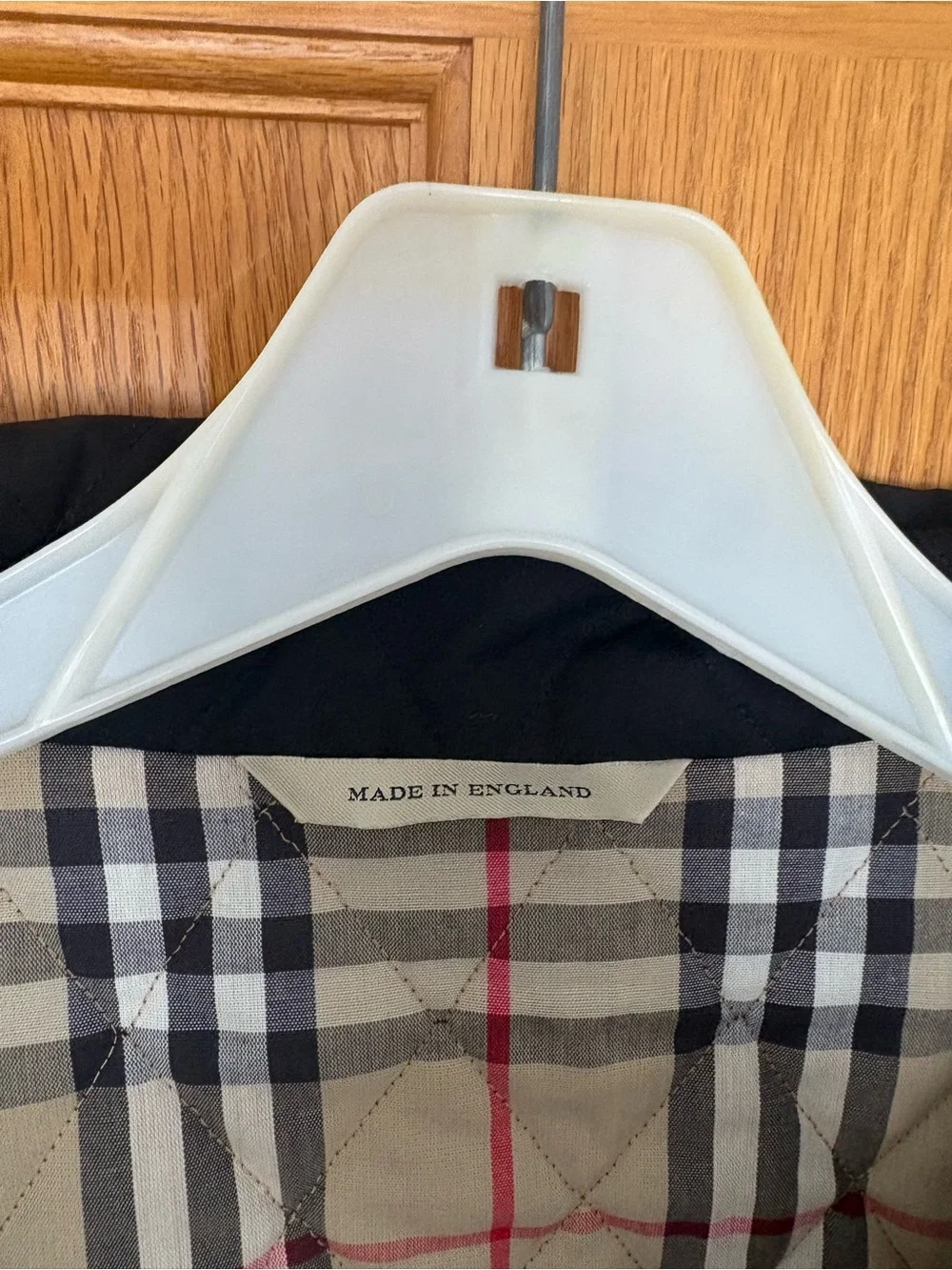 Burberry Black Quilted Trench Coat with Signature Check Lining - Picture 4 of 6